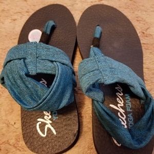 Brand new Skechers Women's Meditation Sandals 8